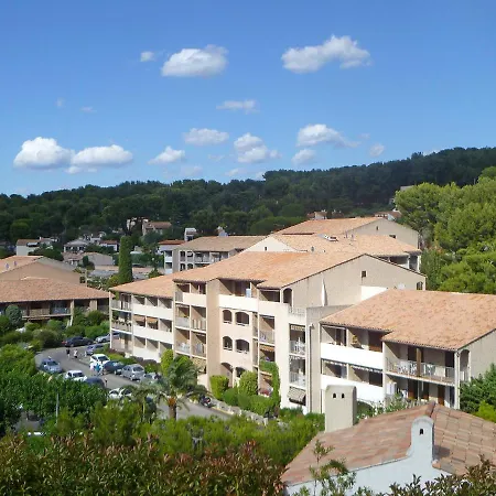 Apartment Les Aigues Marines By Interhome