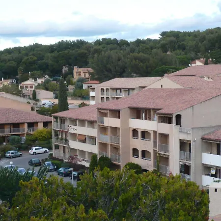 Apartment Les Aigues Marines By Interhome